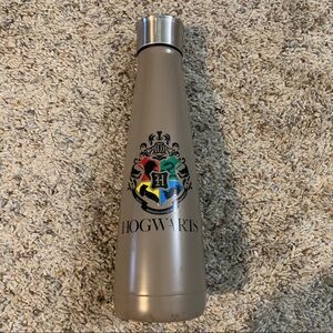 Swell Harry Potter Hogwarts Bottle